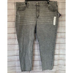 Ava & Viv Black Stone Wash Jeans Size 26W NWT High Rise Skinny Stretch Raw Hems
